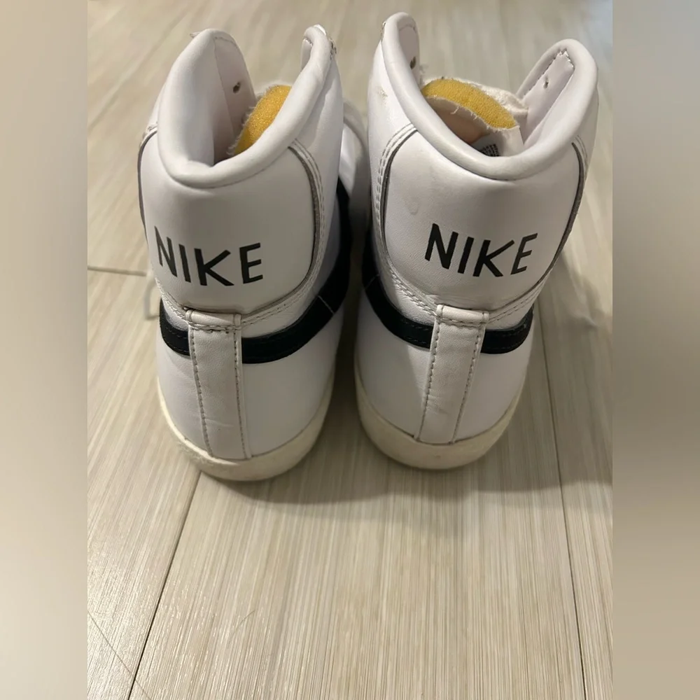 Nike High Top Blazers - Picture 6 of 9